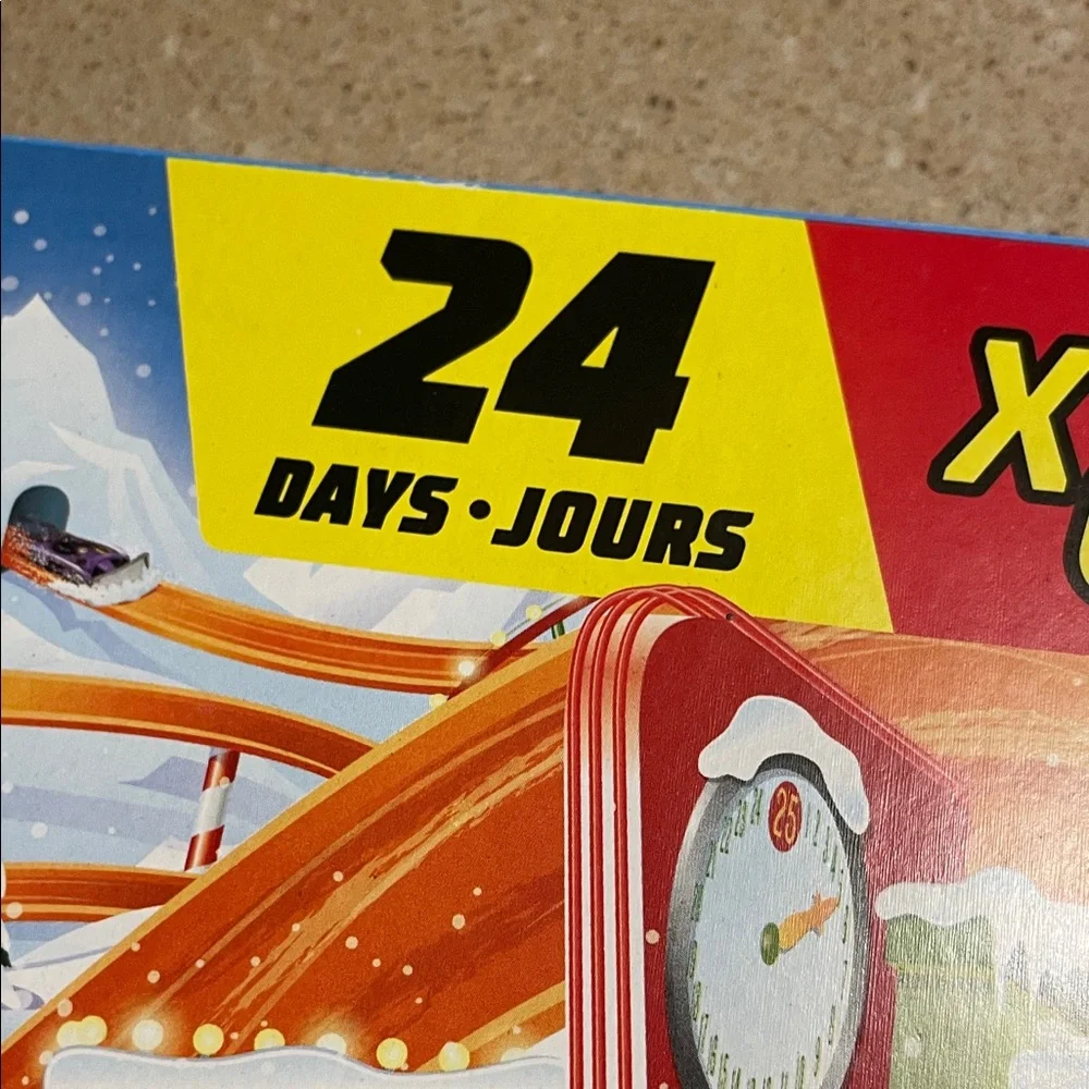 Hot Wheels Holiday Advent Toy Car Set - 24-Day Countdown